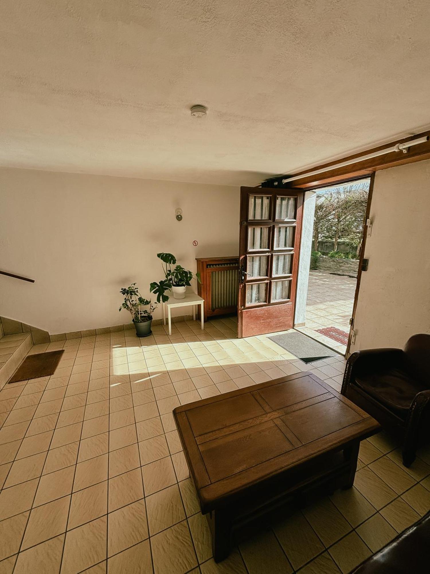 Duplex Avec Jardin - Proche Paris - Disneyland - Rer - Noisy-le-Grand Ngoại thất bức ảnh