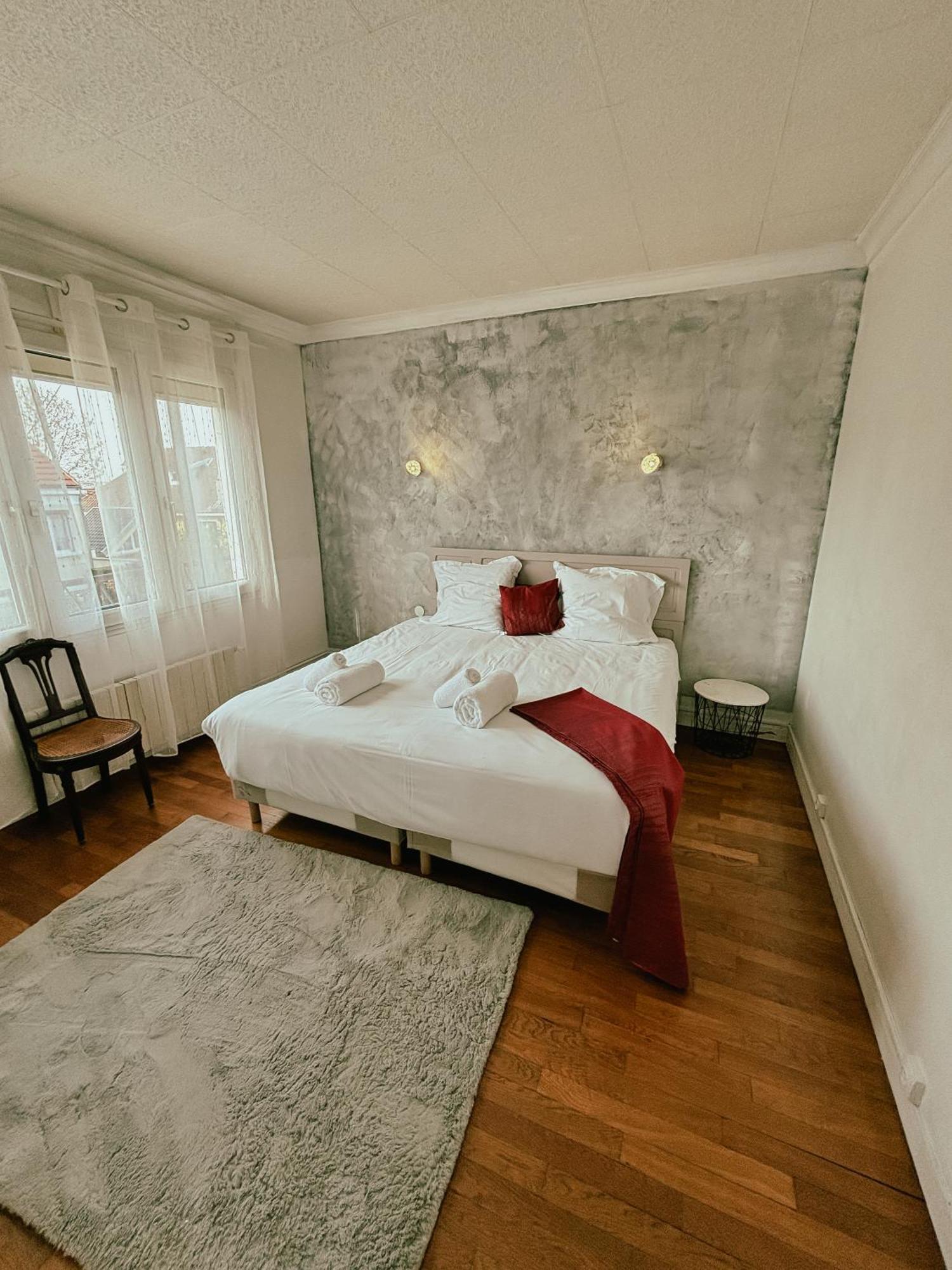 Duplex Avec Jardin - Proche Paris - Disneyland - Rer - Noisy-le-Grand Ngoại thất bức ảnh
